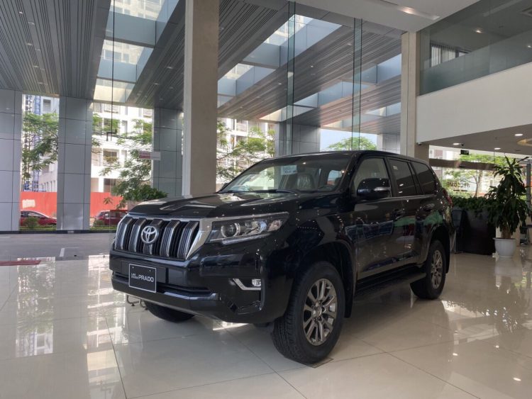 Toyota Land Cruiser Prado 2025